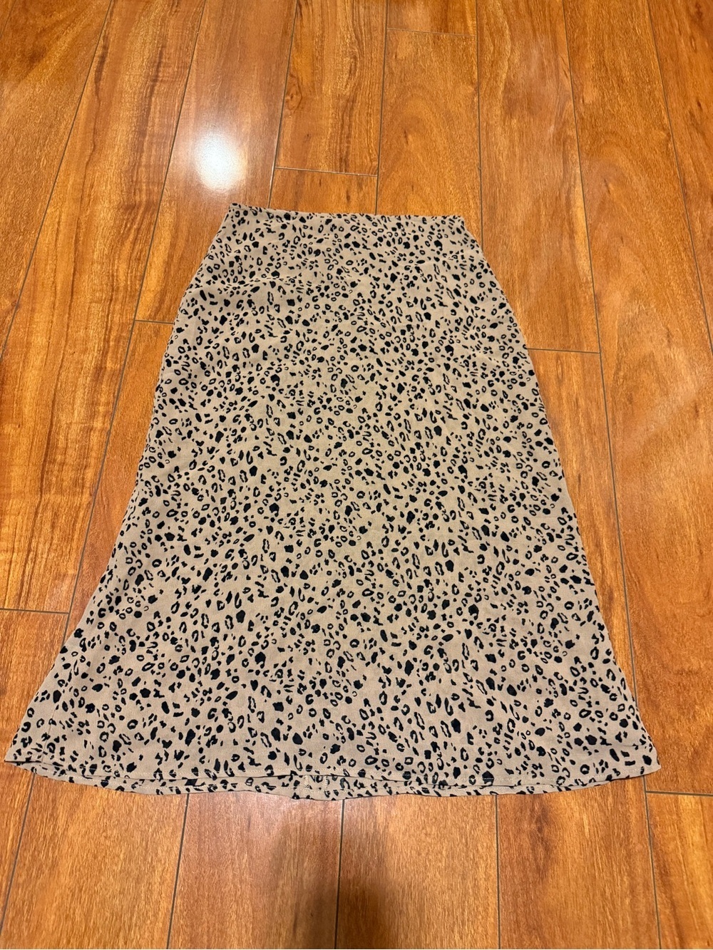 REFORMATION women’s Beige Leopard Print A-Line Skirt - Women